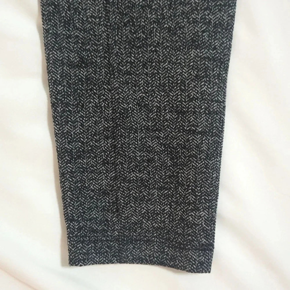 Athleta Herringbone Metro High Waisted Leggings, Color Black/ Gray Size M - Picture 6 of 15